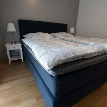 Stilvolle 2-zimmer In Graz-lend Mit Tiefgaragenplatz דירה